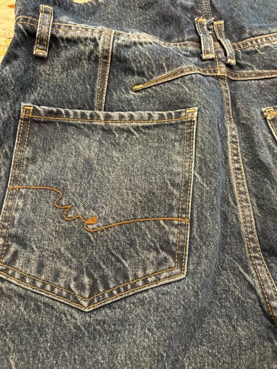 We The Free Good Luck Barrel Overalls in Medium - Picture 5 of 9